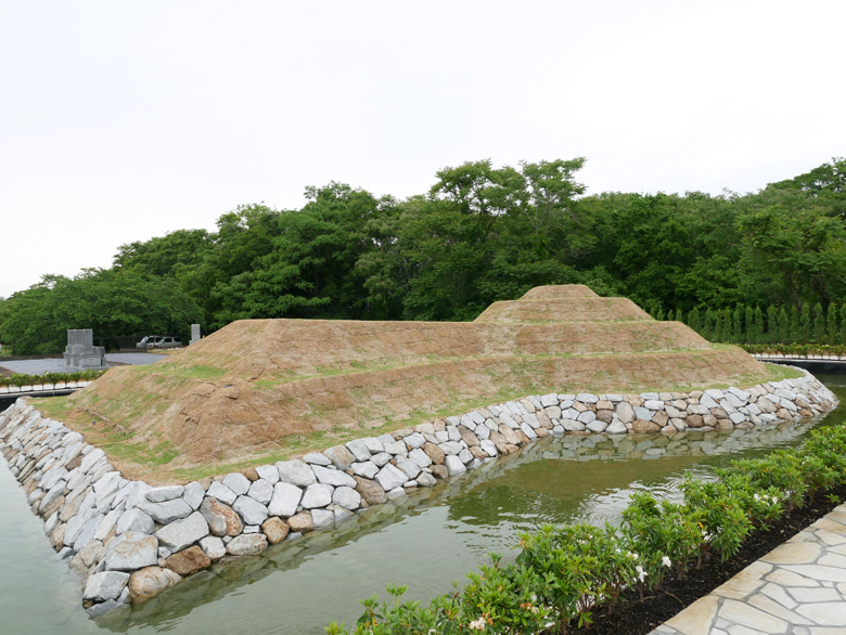 香川県高松市 古墳墓　高松ほたるローズガーデン