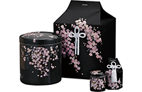 黒 みやび桜